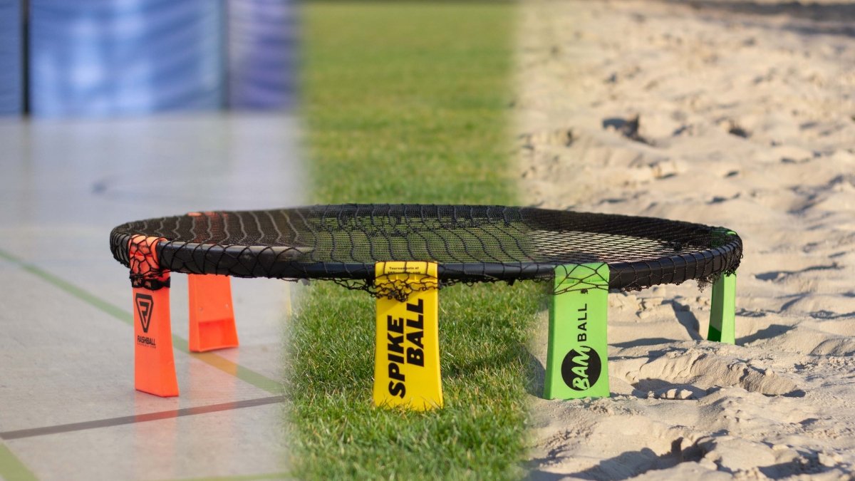 thumbnail image 2 of Spikeball Spike 'N' Splash Bundle – 20pc Roundnet Set For Lawn & Beach 2 of 6